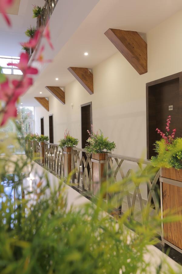 Hotel Sardar Near Railway Station 3*